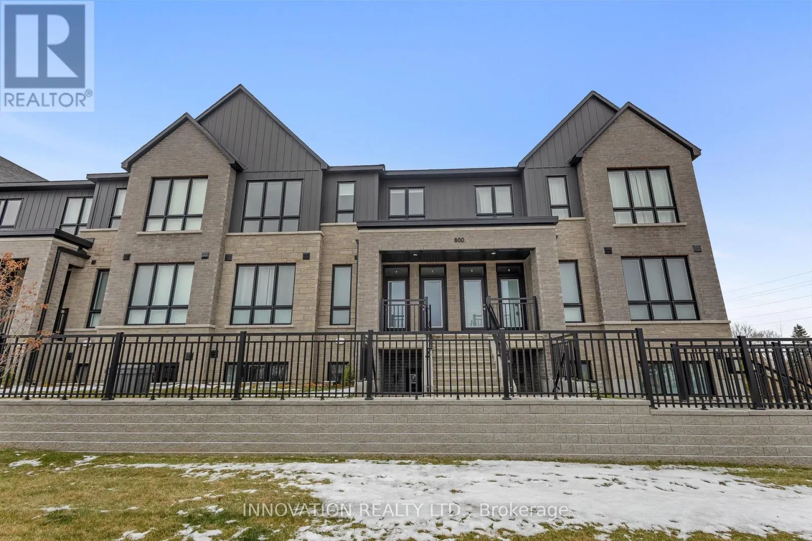 Apartment for rent: Unit F - 800 Roger Griffiths Avenue, Ottawa, Ontario K2S 3A9