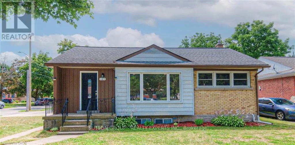 House for rent: Upper - 169 Bruce Street, Kitchener, Ontario N2B 1Z2