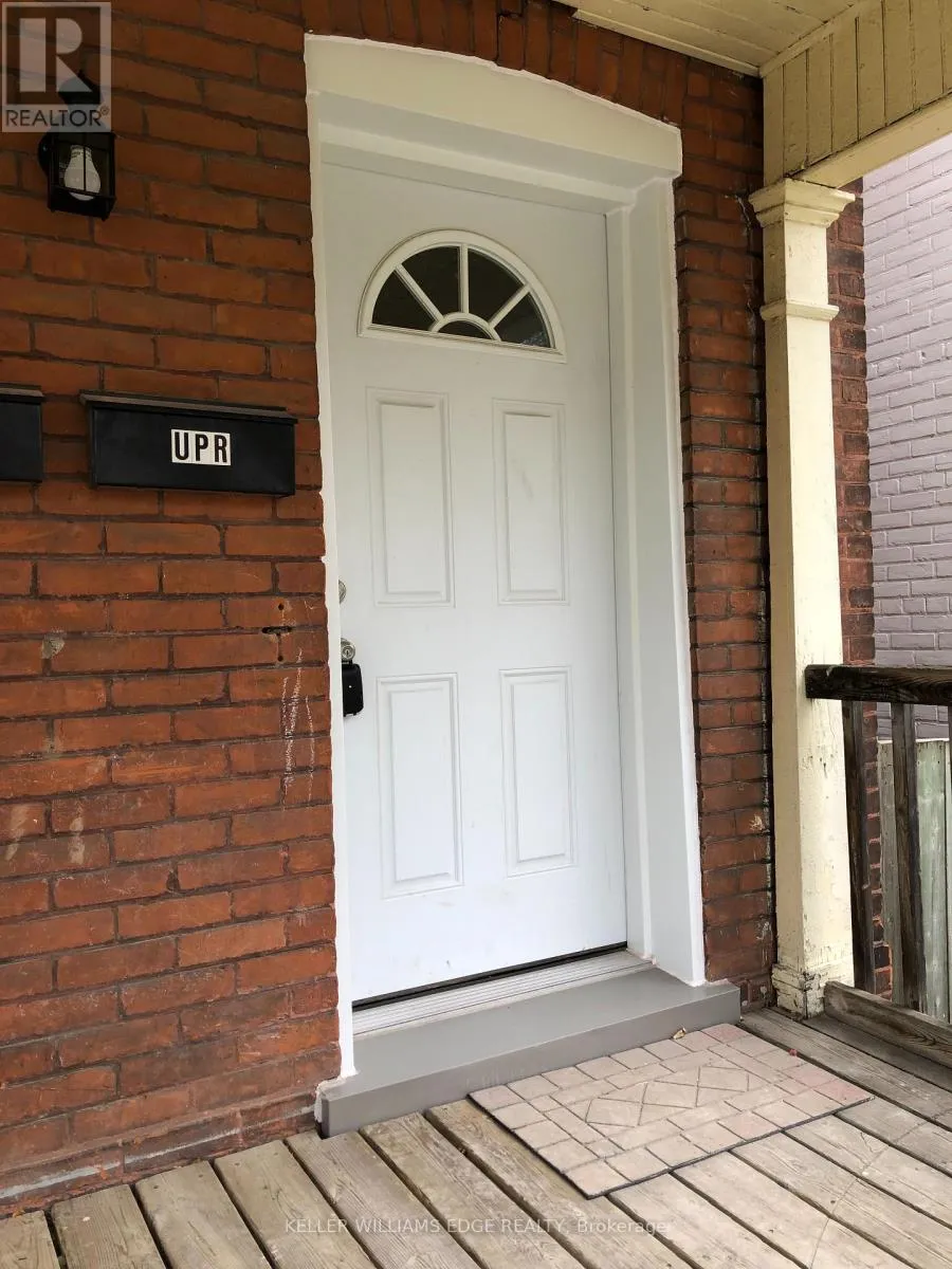 Duplex for rent: Upper - 202 Nelson Street, Brantford, Ontario N3S 4C1