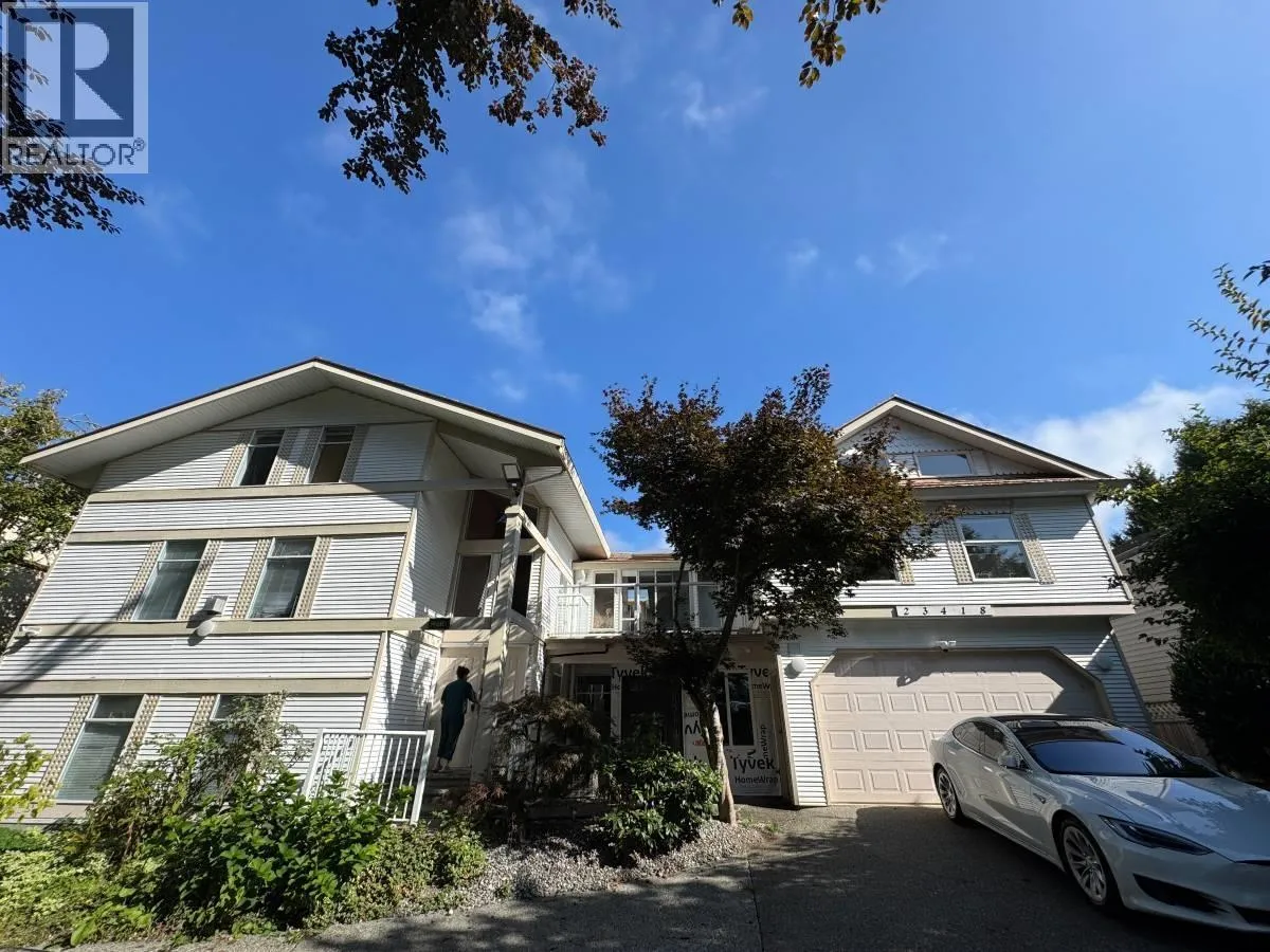 House for rent: Upper 23418 Tamarack Lane, Maple Ridge, British Columbia V2W 1A8