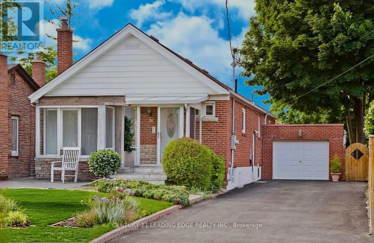 House for rent: Upper - 26 Scotswood Road, Toronto, Ontario M1R 3N2