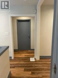 Upper - 311 Sheppard Avenue E, Toronto, Ontario M2N 3B3