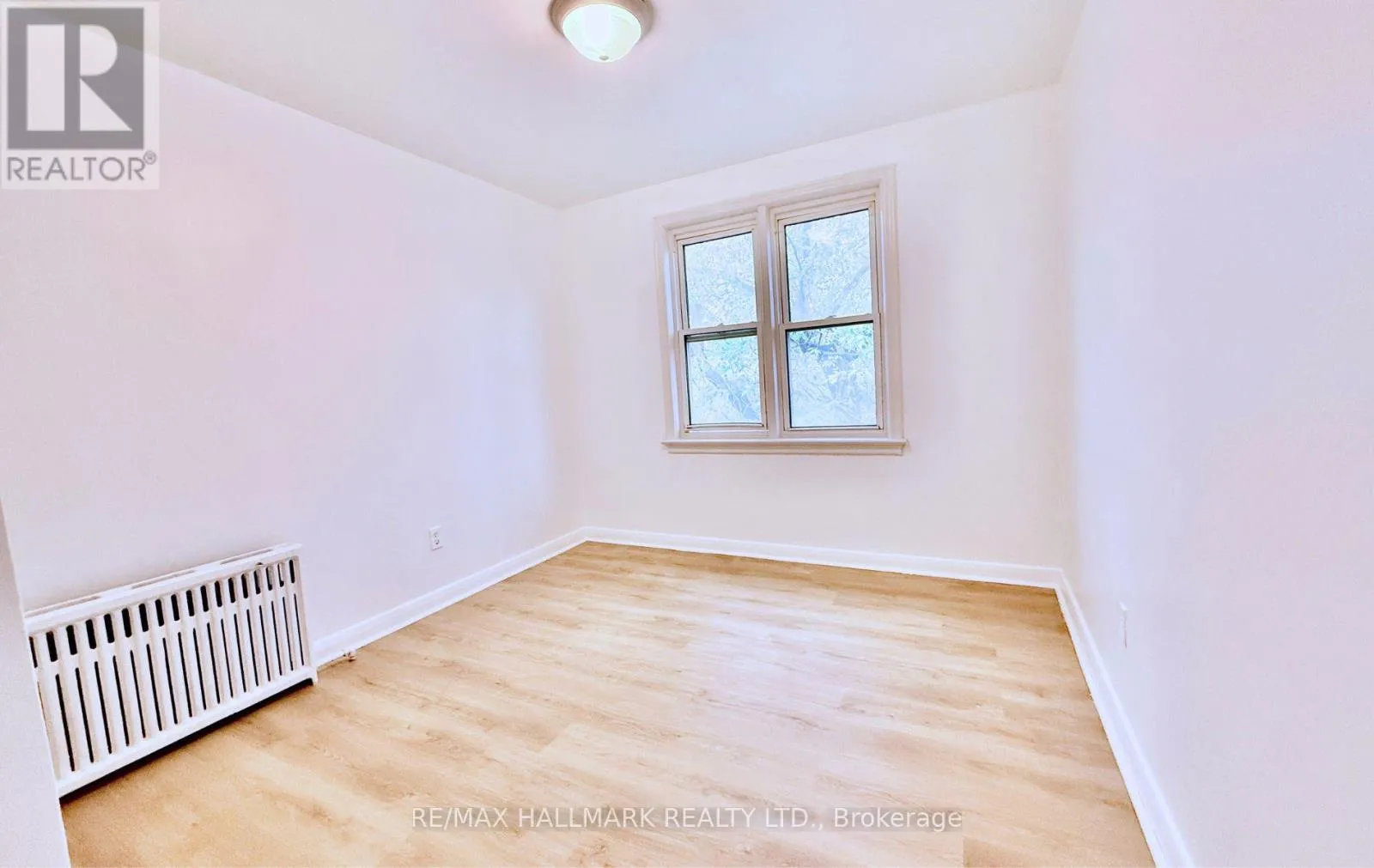 Other for rent: Upper - 314 Browns Line, Toronto, Ontario M8W 3W2