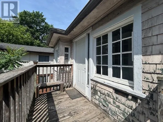 Duplex for rent: Upper - 669 Lorne Avenue, London East, Ontario N5W 3K4