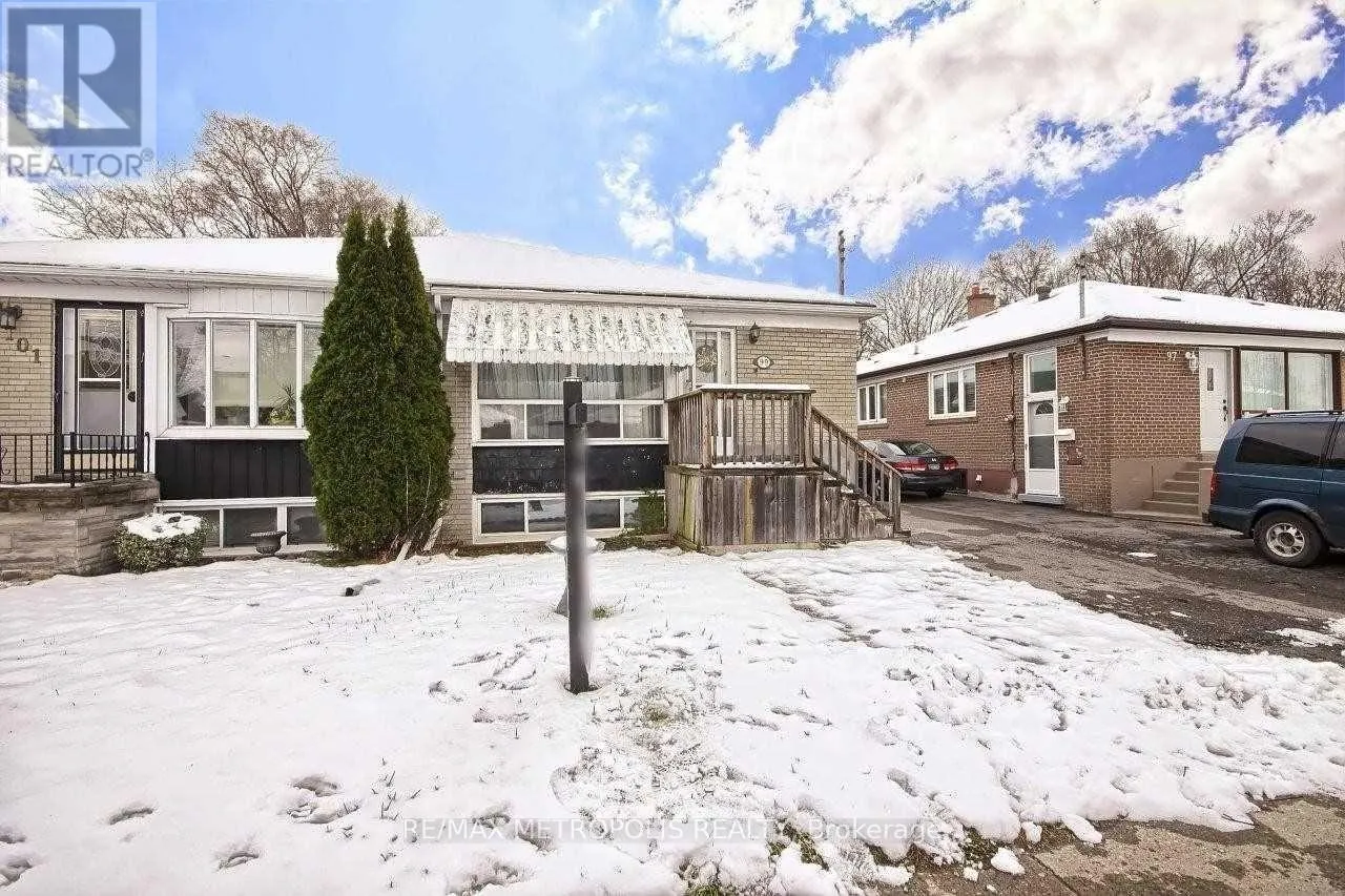 House for rent: Upper - 99 Overture Road, Toronto, Ontario M1E 2W3