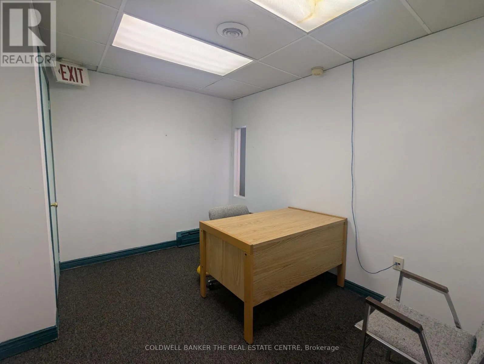 Offices for rent: Upper - H - 284 Dunlop Street W, Barrie, Ontario L4N 1B9