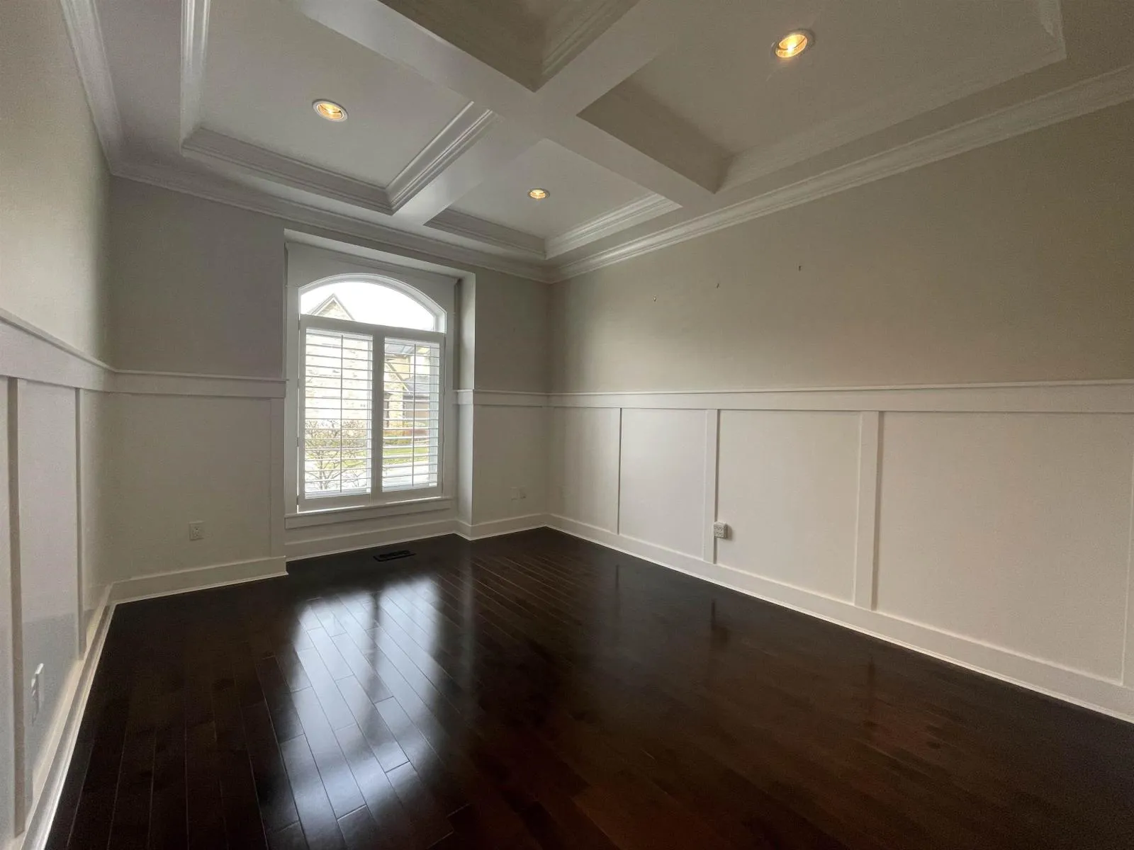 House for rent: Upper Unit 16316 26a Avenue, Surrey, British Columbia V3S 6Z2