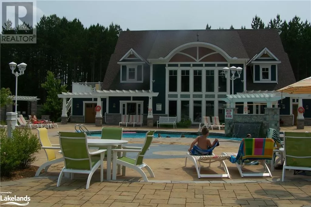 Row / Townhouse for rent: V10 W5 - 1020 Birch Glen Road, Lake of Bays, Ontario P0B 1A0