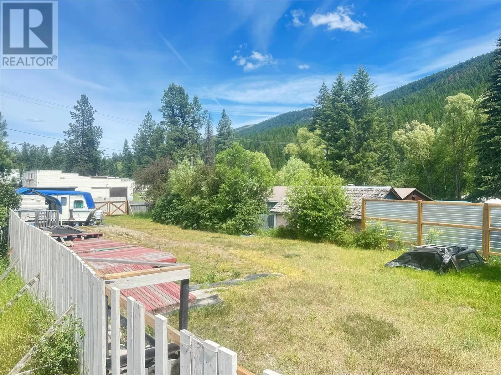 Other for rent: Wallace Mountain Road, Beaverdell, British Columbia V0H 1A0