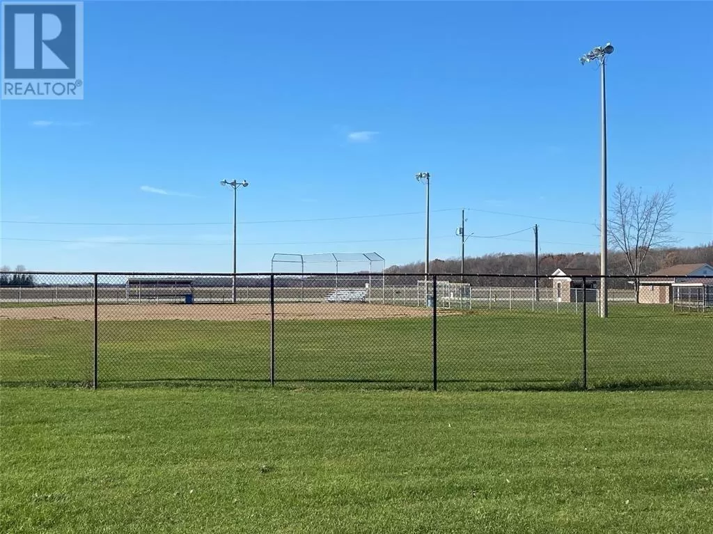 No Building for rent: William Lt 9 & 10 Street, St Clair, Ontario N0P 2R0