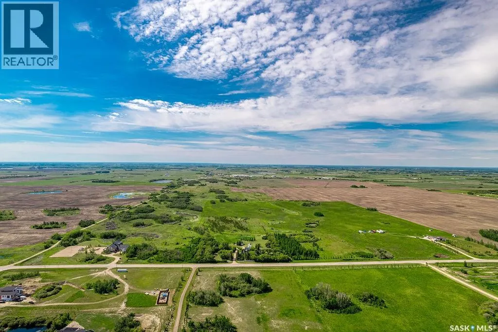 Unknown for rent: Winds Edge Development Land, Corman Park Rm No. 344, Saskatchewan S7V 0X4
