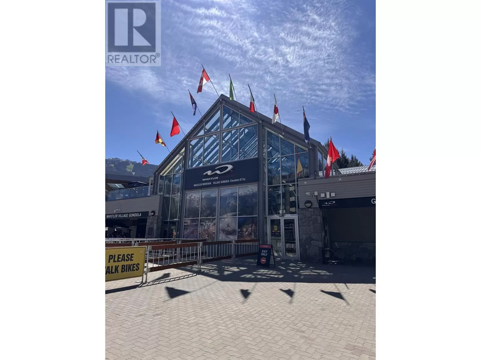 Apartment for rent: (wk 25) 901-4293 Mountain Square, Whistler, British Columbia V8E 1B8