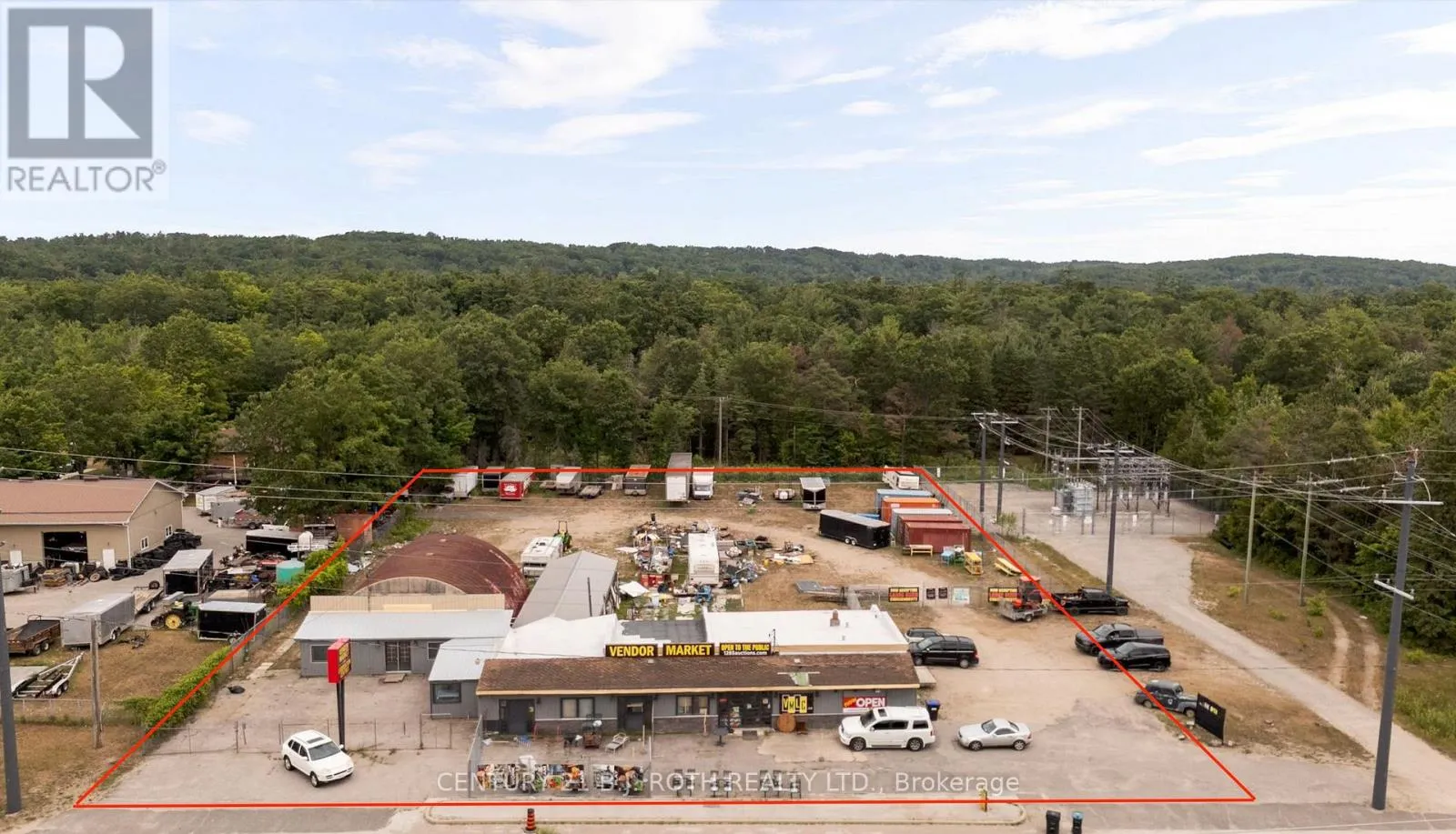 Yard - 1285 Bayfield Street N, Springwater, Ontario L9X 0P1