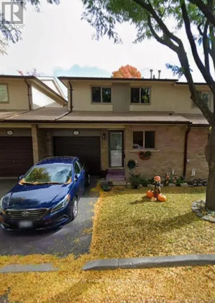 # 7 - 2655 GANANOQUE DRIVE, Mississauga