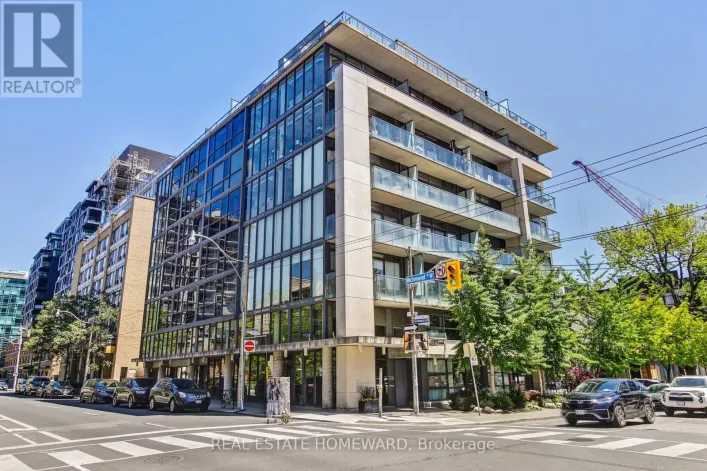 # 704 - 533 RICHMOND STREET W, Toronto