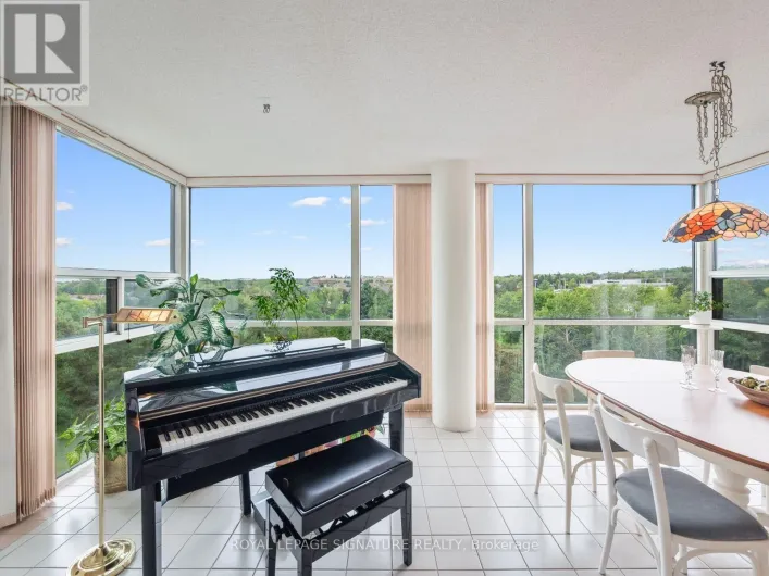 # 716 - 40 HARDING BOULEVARD W, Richmond Hill