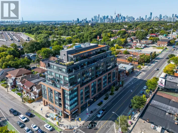 # 805 - 630 GREENWOOD AVENUE, Toronto