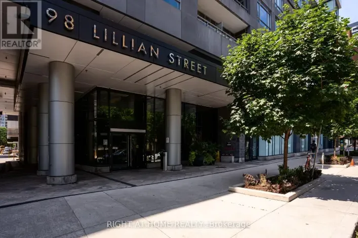 # 916 - 98 LILLIAN STREET, Toronto
