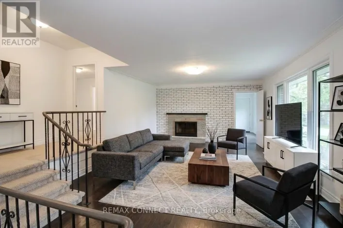 -  MAIN - 12 LONGBRIDGE ROAD, Vaughan