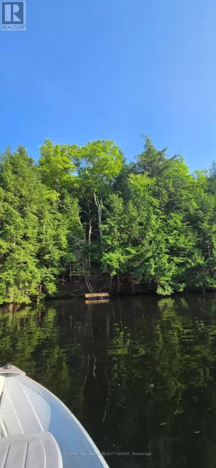0 MADAWASKA RIVER, McNab/Braeside