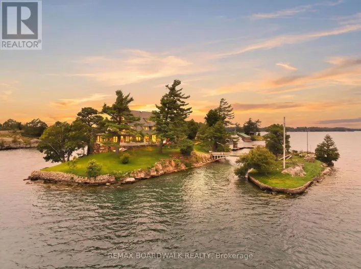 0 ZAVIKON ISLAND, Leeds and the Thousand Islands