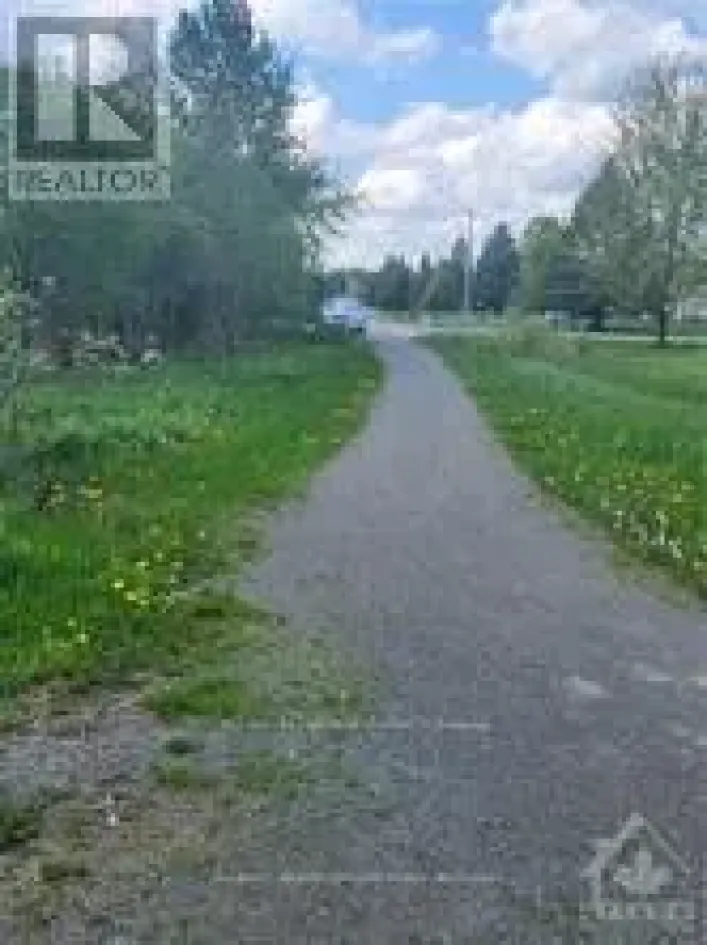 00 PIONEER ROAD S, North Grenville