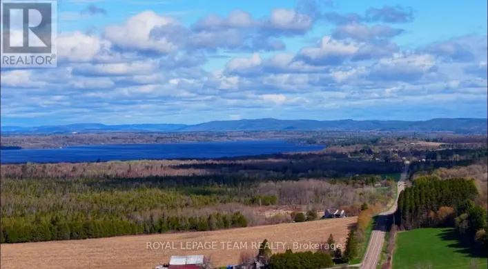 000 LOOKOUT ROAD, Whitewater Region