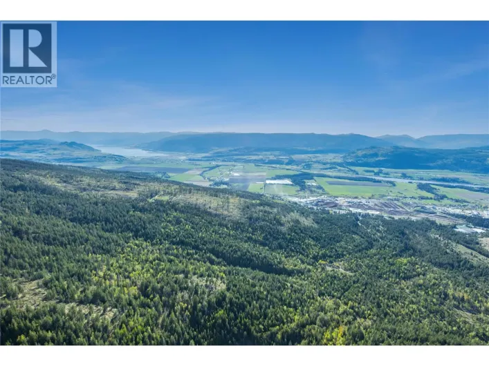 000 Near Highway 97A, Spallumcheen
