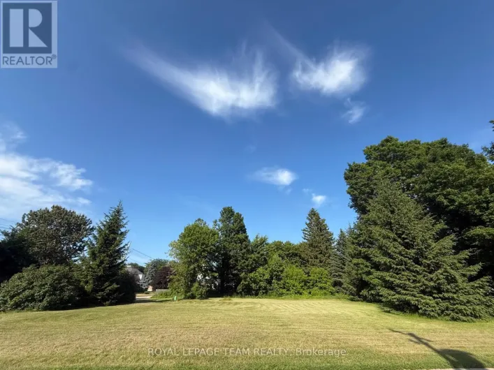 000 WESTMEATH ROAD, Whitewater Region