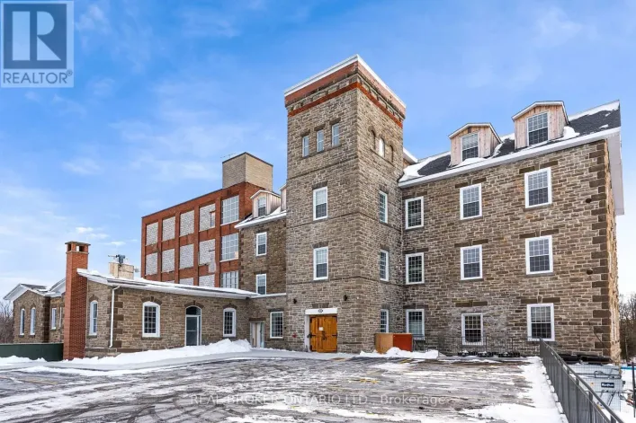 007 - 150 MILL STREET, Carleton Place