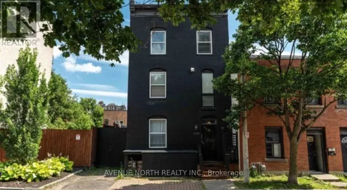 01-208 CLARENCE STREET, Ottawa