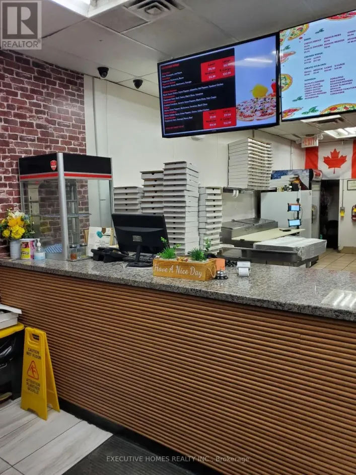 03 - 1125 DUNDAS STREET E, Mississauga