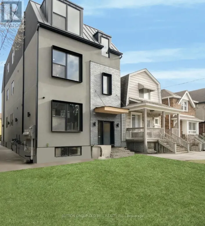 03 - 625 HARVIE AVENUE, Toronto