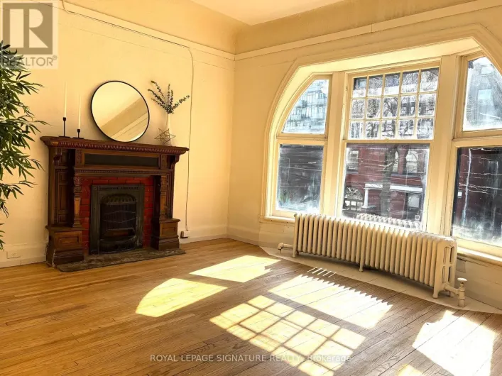 1 - 1 HAMILTON STREET, Toronto