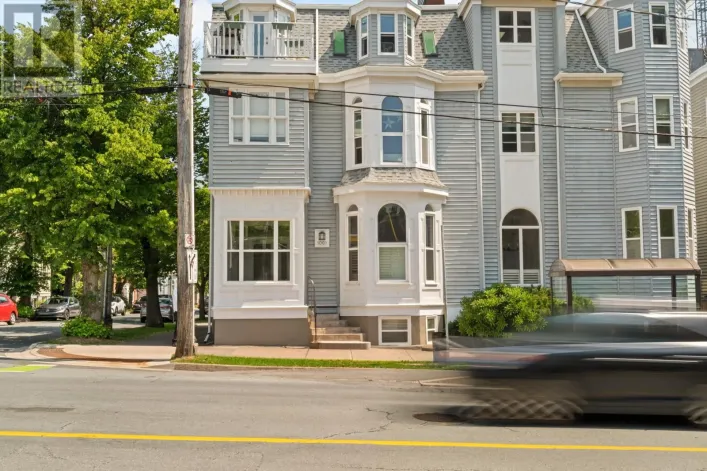 1 1069 South Park Street, Halifax