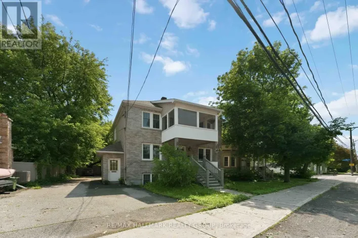 1 - 1079 NORTH RIVER ROAD, Ottawa