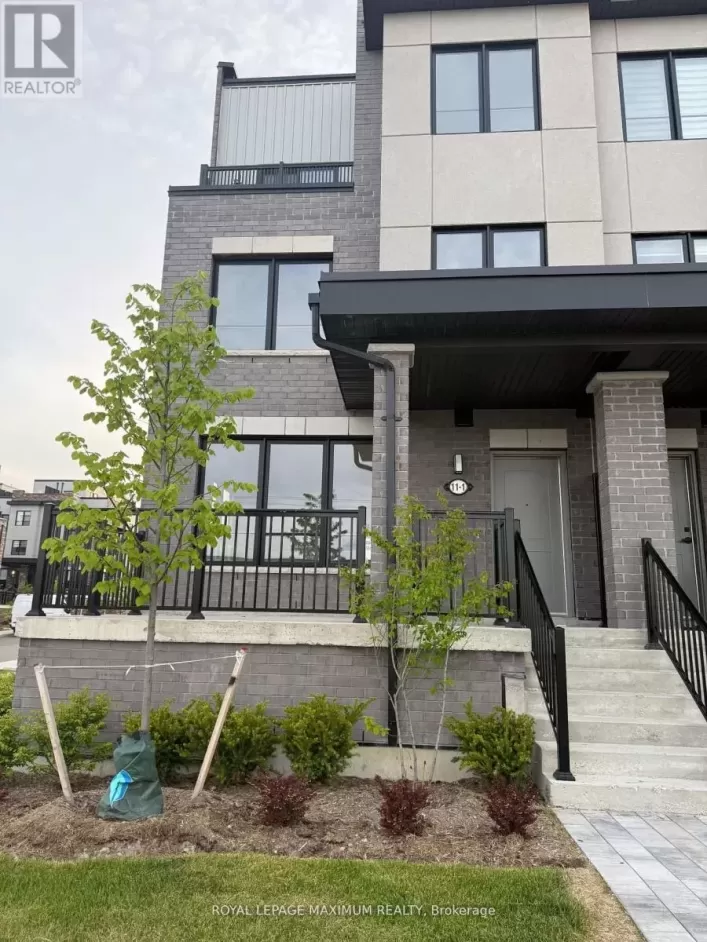 1 - 11 BAYNES WAY N, Bradford West Gwillimbury