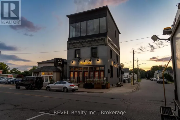 1 - 111 NIAGARA BOULEVARD, Fort Erie