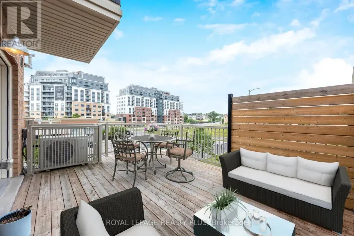 1 - 120 WATSON PARKWAY N, Guelph