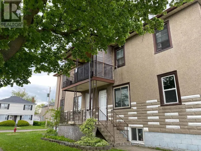 1 - 131 LYONS AVENUE, Welland