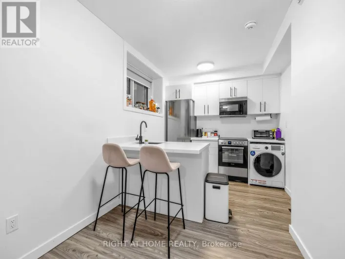 House for rent: 1 - 148 GLENLAKE AVENUE, Toronto