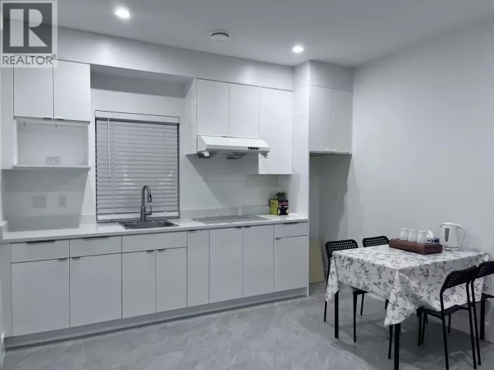 1 1538 E 61 AVENUE, Vancouver