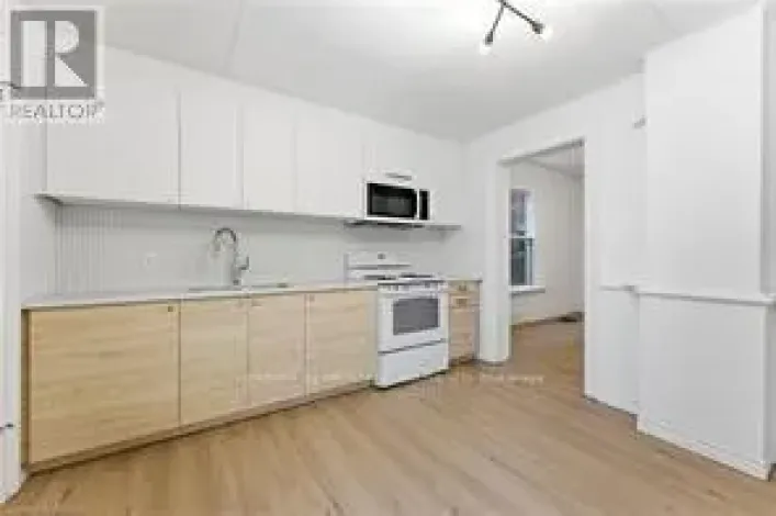1 - 176 DARLING STREET, Brantford