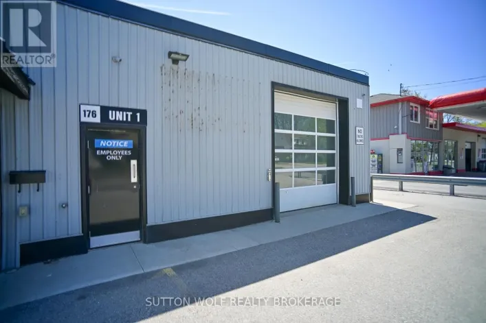 1 - 176 METCALFE STREET E, Strathroy-Caradoc