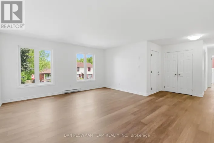 1 - 176 NASSAU STREET, Oshawa