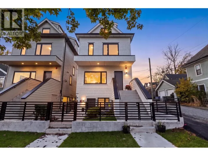1 1933 TEMPLETON DRIVE, Vancouver