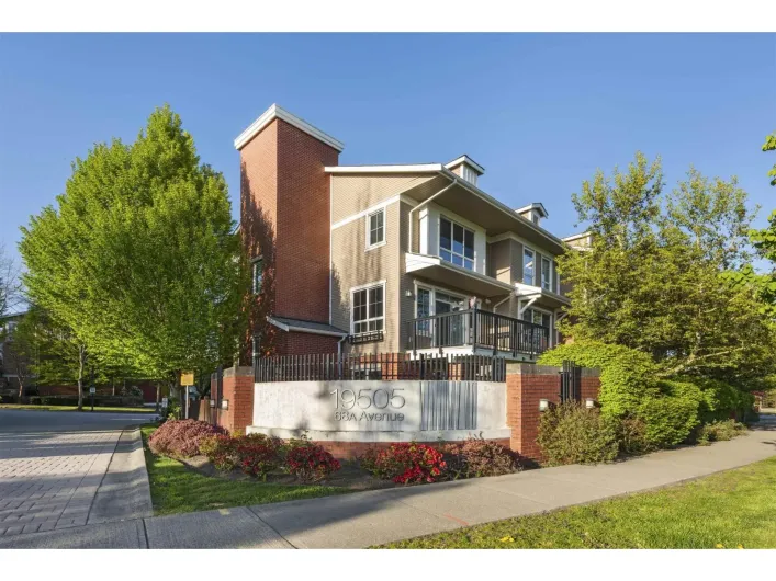 1 19505 68A AVENUE, Surrey