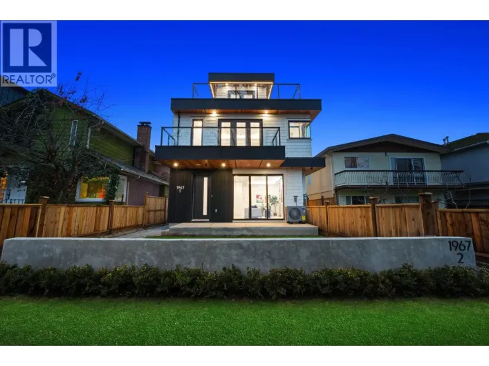 1 1967 E 13TH AVENUE, Vancouver