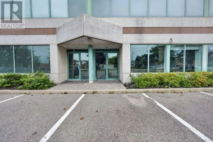 1 & 1A UPPER - 2900 LANGSTAFF ROAD, Vaughan