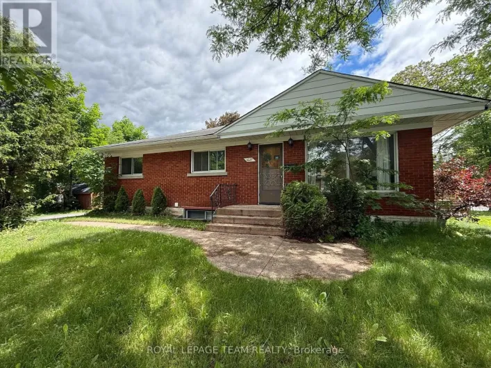1 & 2 - 1627 CHAUCER AVENUE, Ottawa